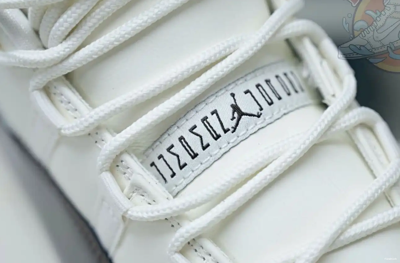 Jordan Air 11 